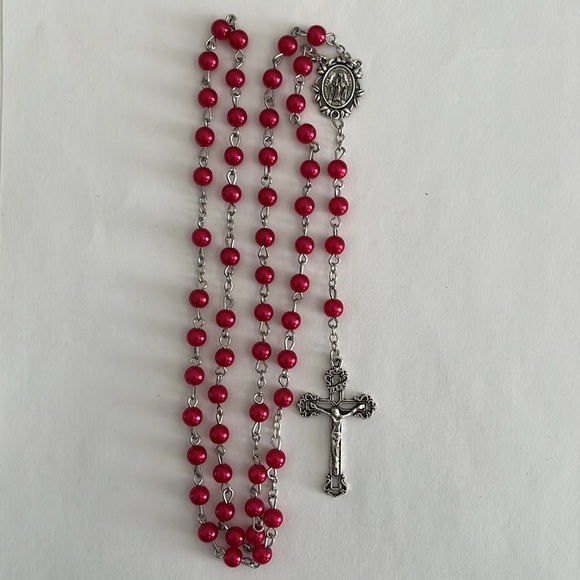 Catholic Red Traditional Rosary Beads - Picture 2 of 6